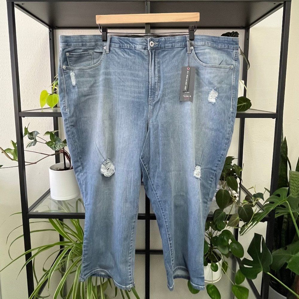New Torrid Sky High Cropped Skinny Jeans - Size 30